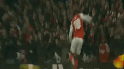 马刺大胜爵士25分9板，布克40分助力太阳逆转快船