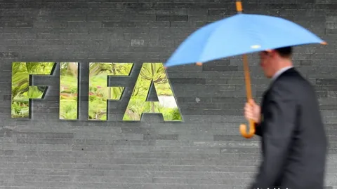 深圳队0-2负于浙江队，高迪双响王永珀红牌停赛