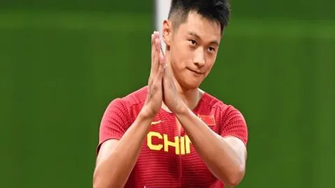 尤文锋霸奥蓬达正式转，澳门新葡京娱乐城，战里昂350万欧租借无买断，转会幕后